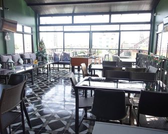 Champa Inn Hotel - Vang Vieng - Restaurace