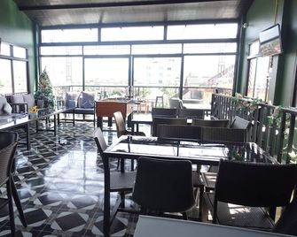 Champa Inn Hotel - Vang Vieng - Ресторан