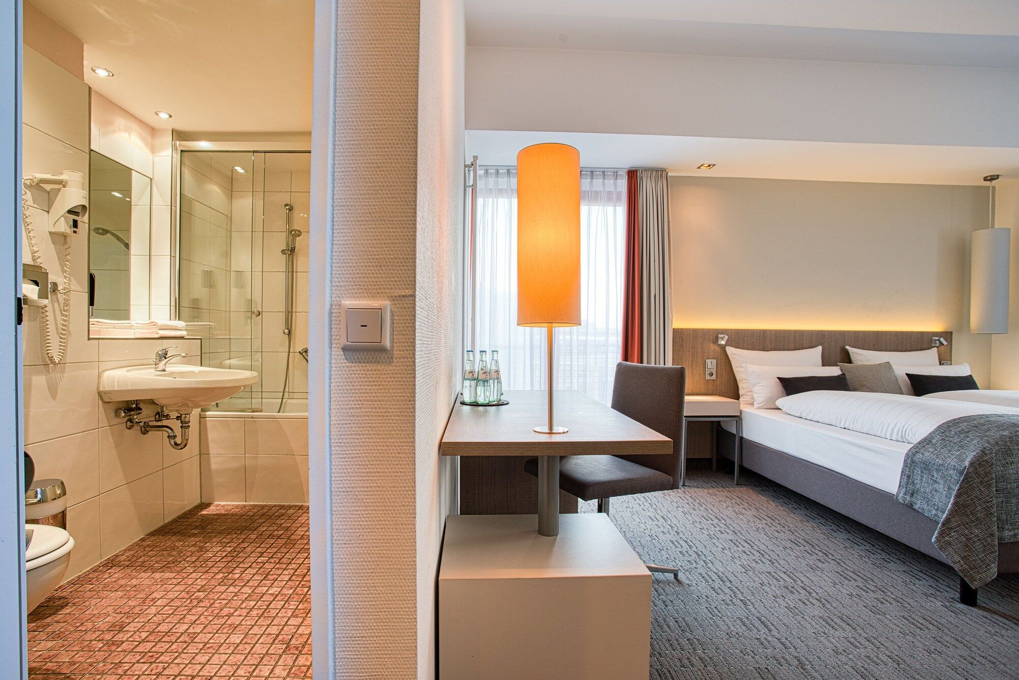 Kommerzhotel Köln - קלן