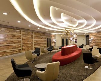 Paloma Oceana - Side - Lounge