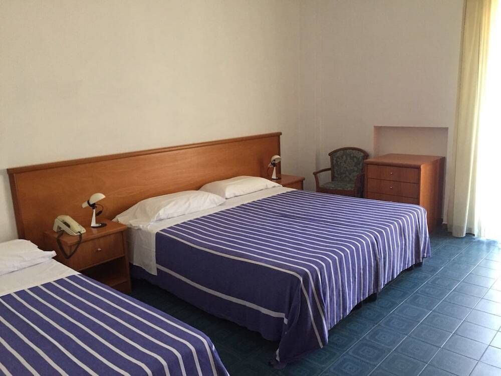 بد آند بريكفاست لا سكولييرا