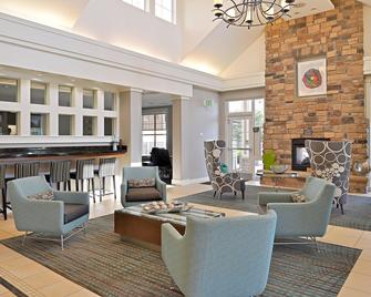 Residence Inn by Marriott Loveland Fort Collins - Loveland - Living room
