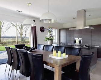 Holiday home 3 km from Baarle-Nassau - Baarle-Nassau - Dining room