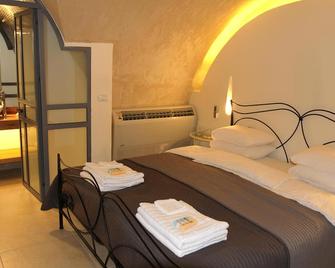Taruni - Authentic apartment in Acre - San Giovanni d'Acri - Camera da letto