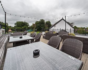 The Bull s Head Lodge - Altrincham