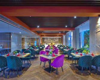 Royale Sarovar Portico Agra - Agra - Restoran