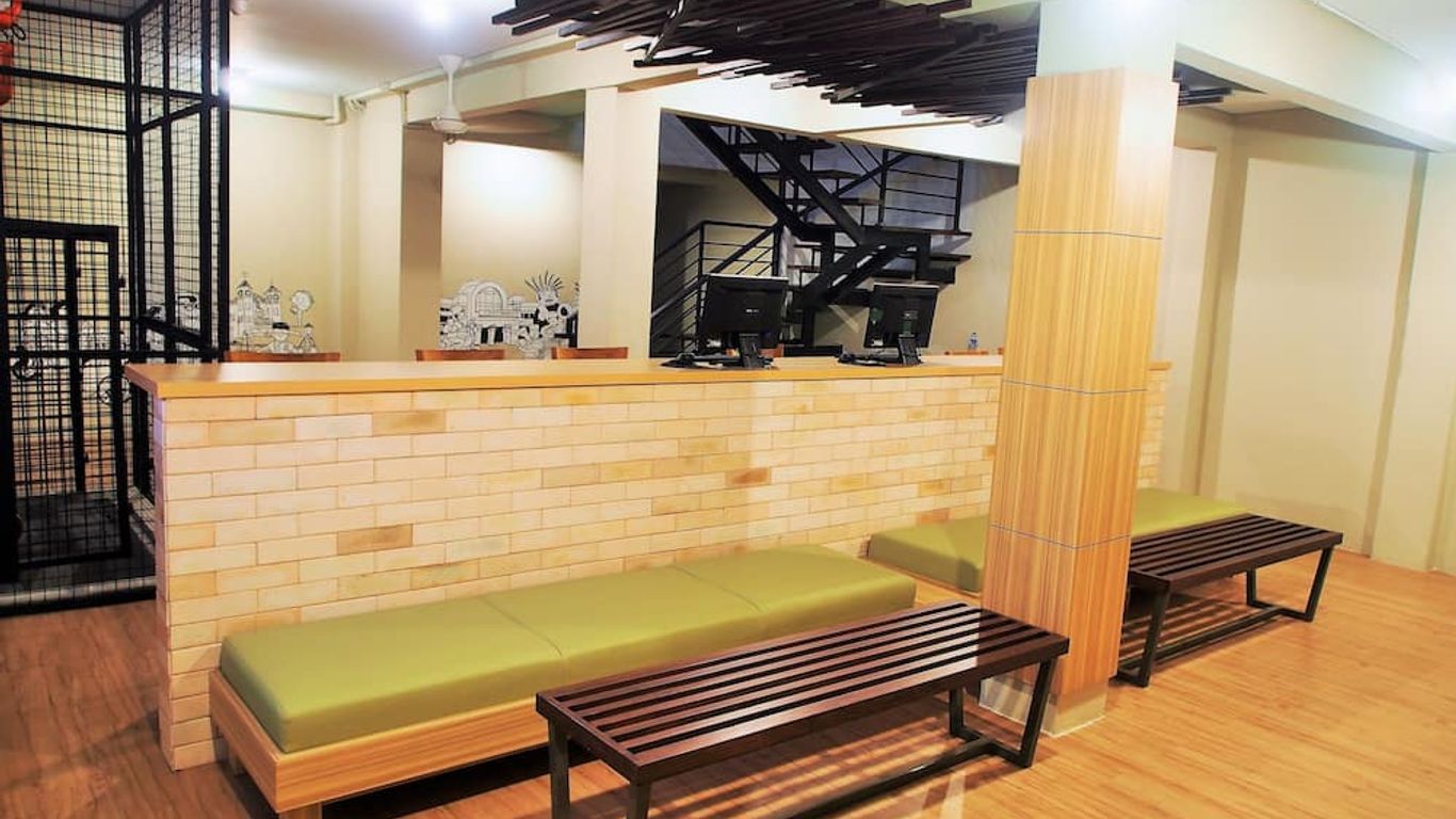 The Packer Lodge - Hostel