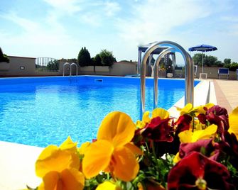 Poggio Alla Cavalla Farmhouse With Swimming Pool In The Heart Of Tuscany - Lamporecchio - Bazén