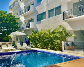 Papaya Condo Acapulco Diamante -Solo Adultos - Acapulco - Piscina
