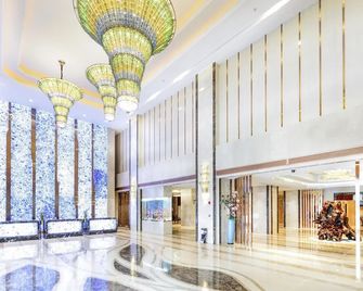 Sanya Yuexin Tomorrow Hotel - San-ja - Salónek