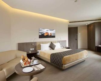 Promenade Hotel - Zalqa