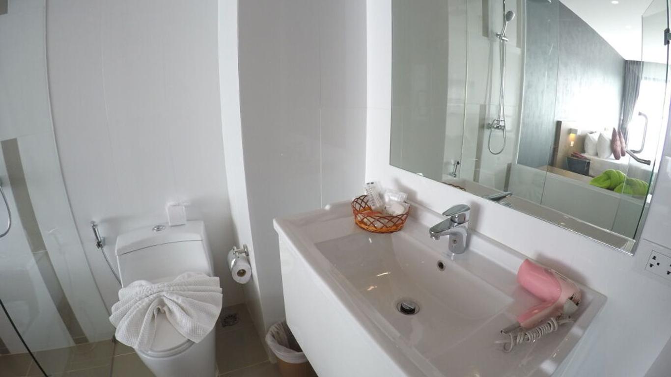 Phoenix Grand Patong