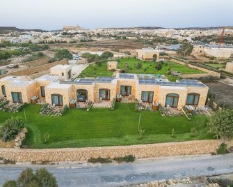 Tuta Agrotourism - Kerċem