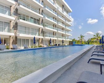 Quinta San Miguel Ocean and Canal - Nuevo Vallarta - Pool