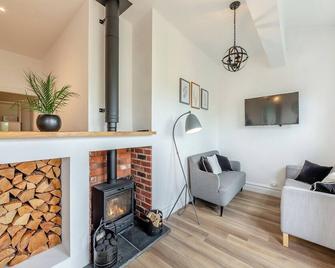 Bolton Farm - Durham - Living room