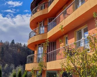 Pensiunea Lucy - Sinaia - Building