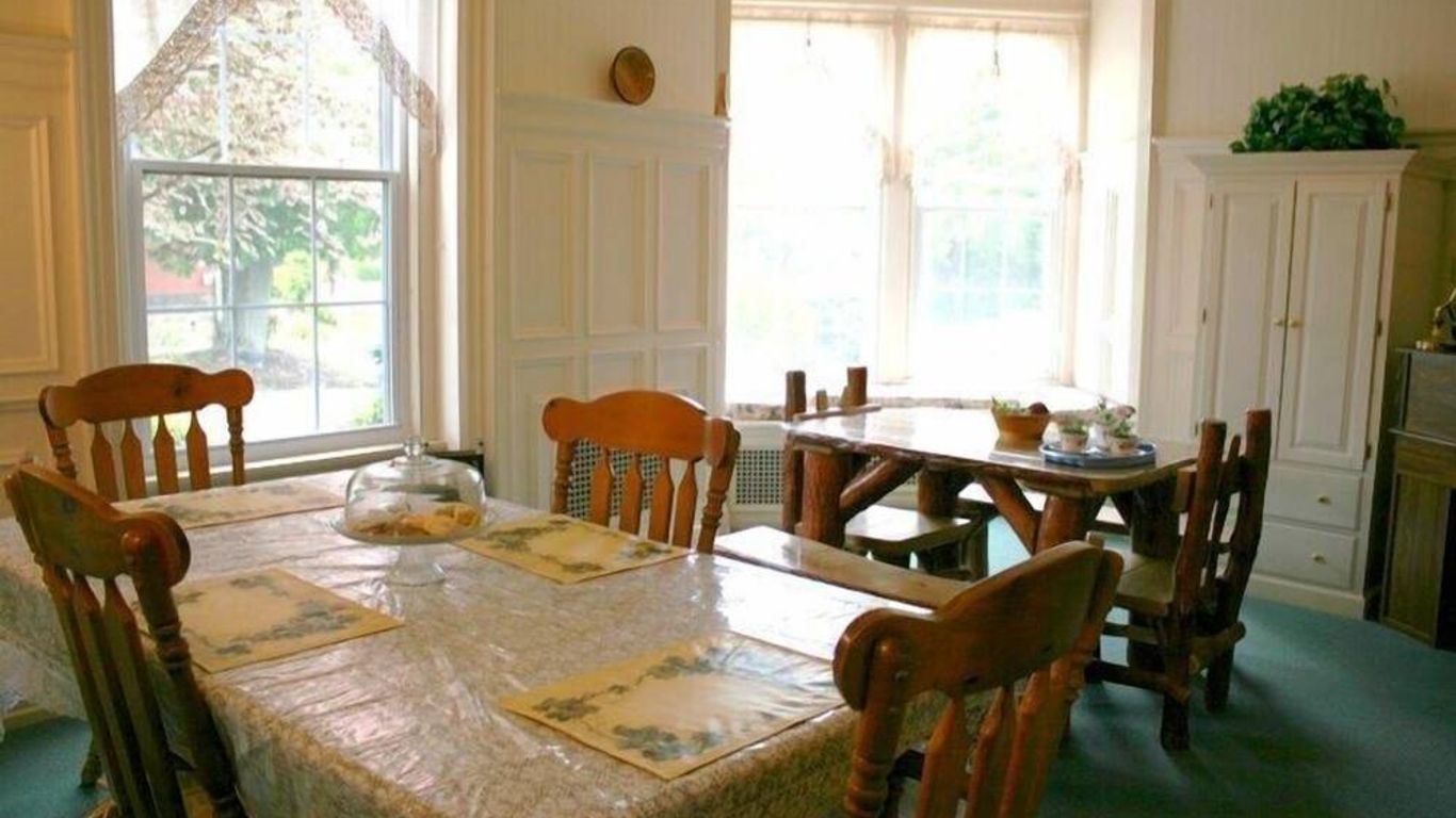 The Cozy Afghan Bed & Breakfast