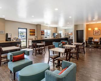 Sleep Inn & Suites Denver International Airport - Denver - Restaurang