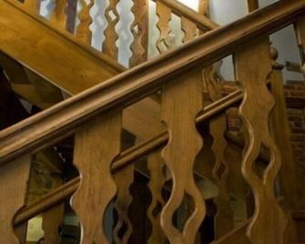 La Casa De Las Arcas - Vada - Escaleras