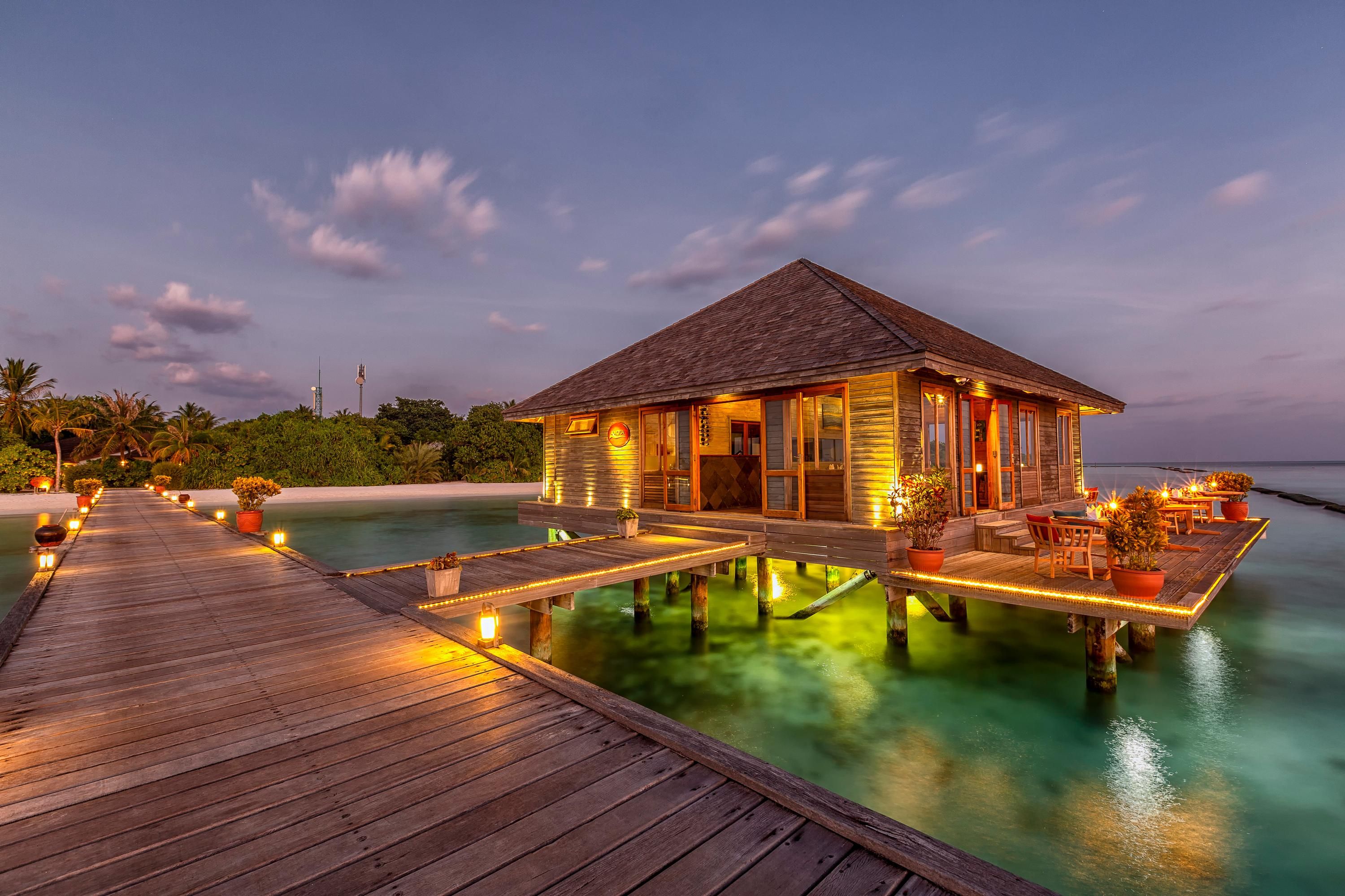 Komandoo Island Resort & Spa