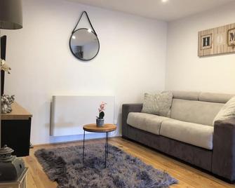 Gîte « Chez Mathilde » - Sainte-Croix-en-Plaine - Sala de estar