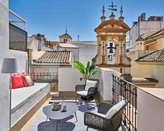 Vincci Molviedro Suites Apartments - Sevilla - Parveke