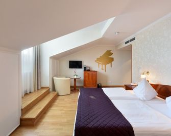 Hotel Am Schubertring - וינה - חדר שינה
