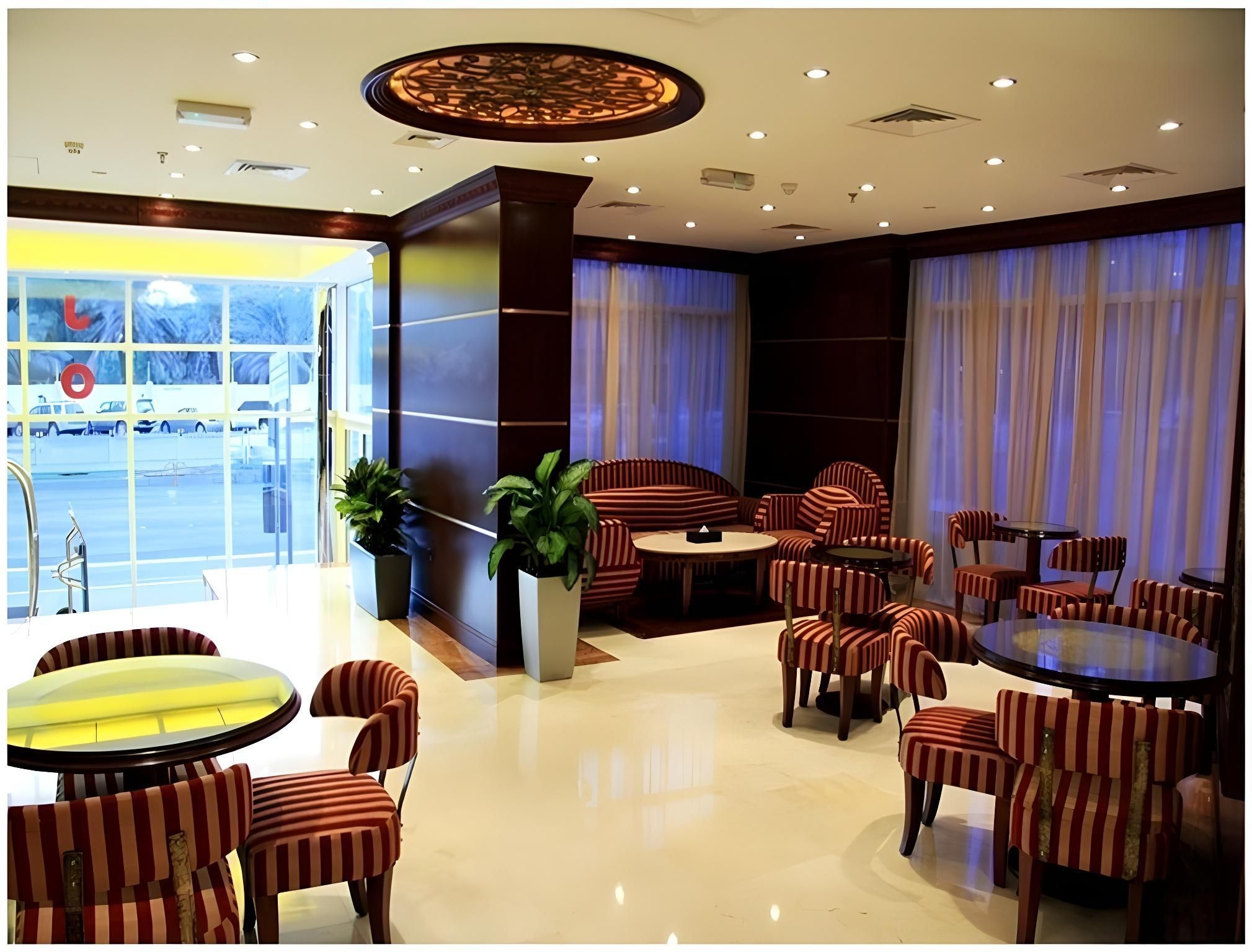 فندق تريانون أبوظبي