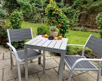 Hotel am Wald - Ottobrunn - Patio
