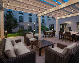 Homewood Suites by Hilton Carle Place - Garden City, NY - Carle Place - Patio