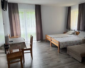 Pokoje Alina - Grzybowo - Schlafzimmer