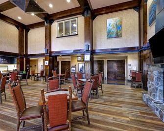 Hampton Inn & Suites Tahoe-Truckee - Truckee - Restaurant