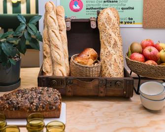 greet Hôtel Prévessin Genève Aéroport - Prévessin-Moëns - Comedor