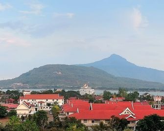 Pakse Hotel & Restaurant - Pakse - Outdoor view