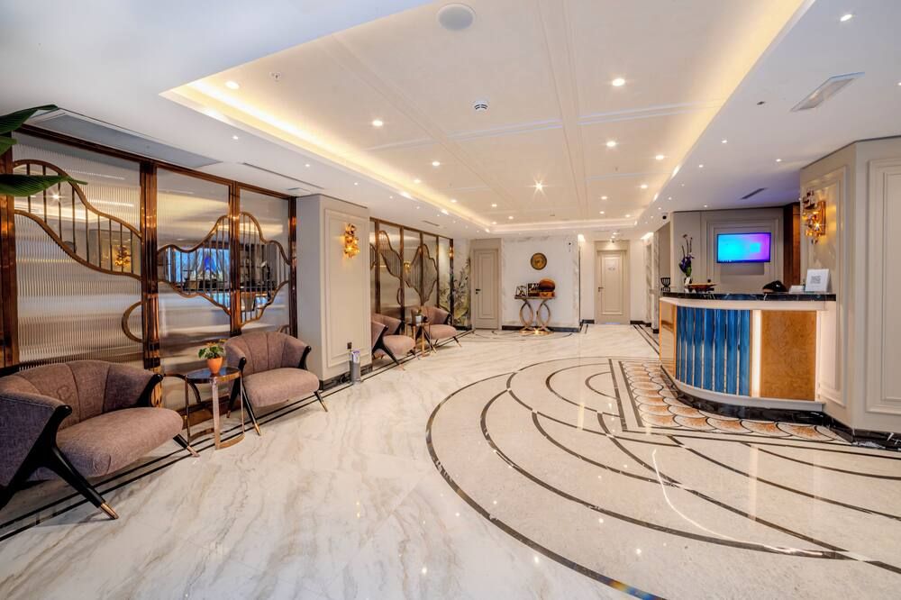 Grand Hilarium Hotel