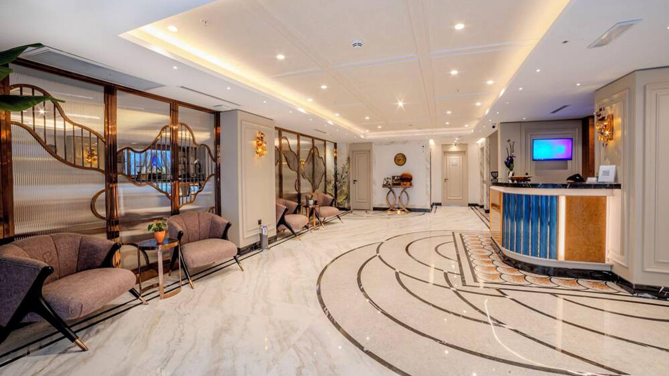 جراند هيلاريوم هوتل