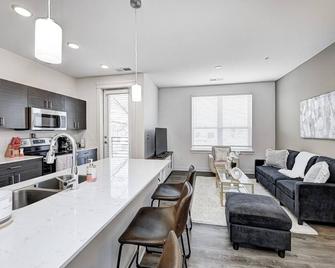King Bed- 1bed/1bath- In The Heart Of Broad Ripple - Indianápolis