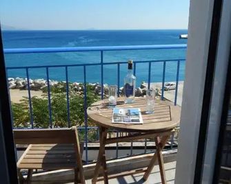 Akti Pension - Agios Kirykos - Balcony