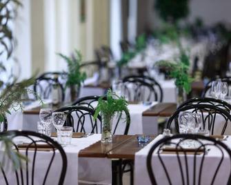 Ripamonti Residence & Hotel - Pieve Emanuele - Restaurante