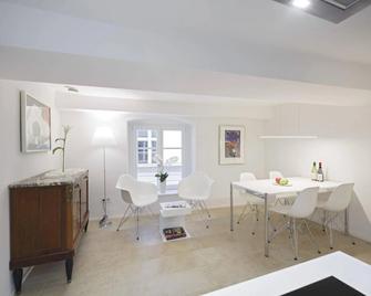 Domresidenz Regensburg - Regensburg - Ruang makan