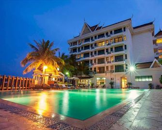 Himawari Hotel Apartments - Phnom Penh - Pool
