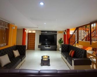 Hotel Balcones Plaza - Cajamarca - Sala de estar