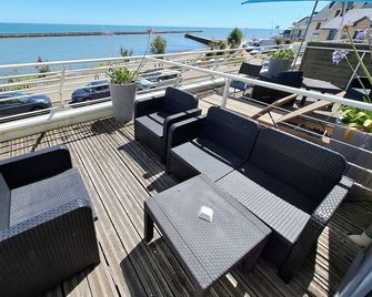 Logis Hôtel Sea View - Saint-Gilles-Croix-de-Vie - Balcony
