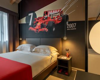 Hotel Maranello Village - Maranello - Bedroom