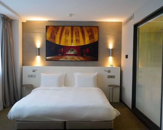 بولمان باريس برج إيفل - باريس - غرفة نوم