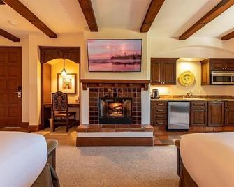 Luxury Villa on the grounds of the Omni La Costa Resort and Spa in Carlsbad, CA - Carlsbad