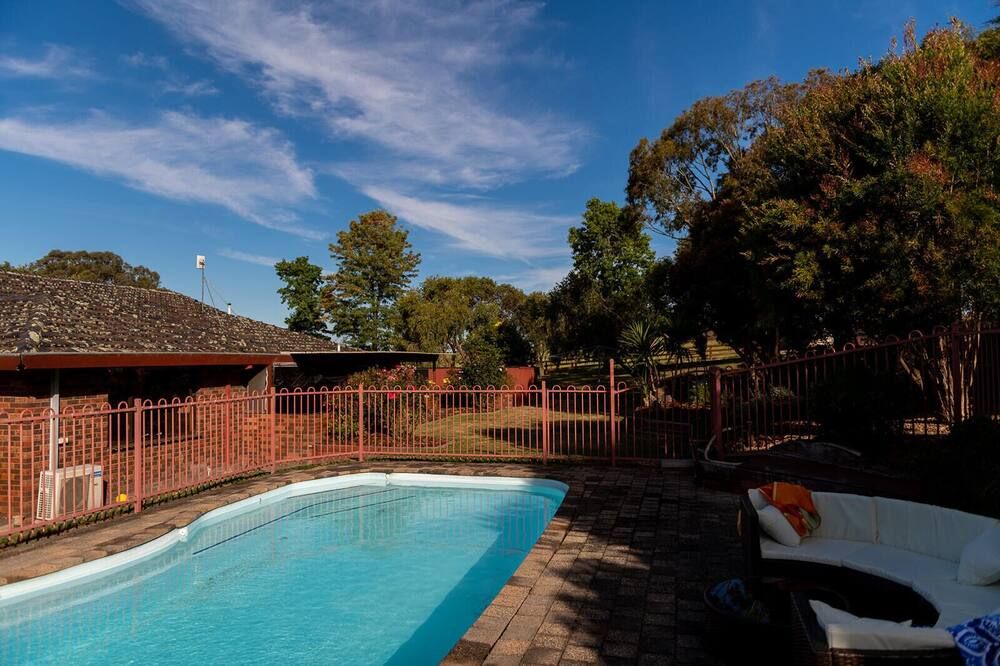 Gallrae Farm Stay - Morwell - Pool