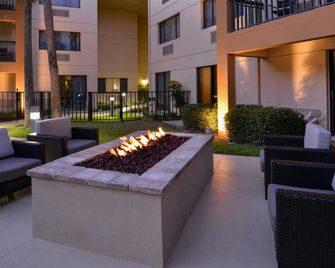 Courtyard by Marriott Ocala - Ocala - Patio