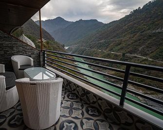 The Tattva Devprayag - Devaprayāg - Balcony