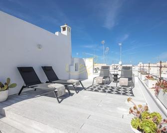TD Casa Altomare with Terrace Over Historic Center - Monopoli - Balcony